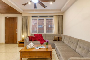 Alaya Stays 2 BHK Apartment with Hill View - Cliff Vista